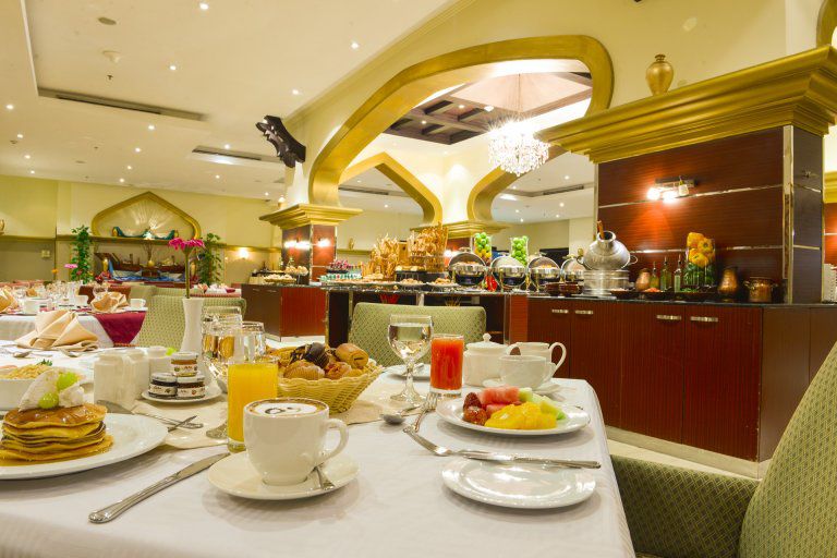 Coral Al Khobar Hotel المطعم الصورة